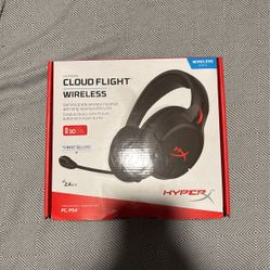 Hyper X Cloud Flight Wireless Gaming Headset 