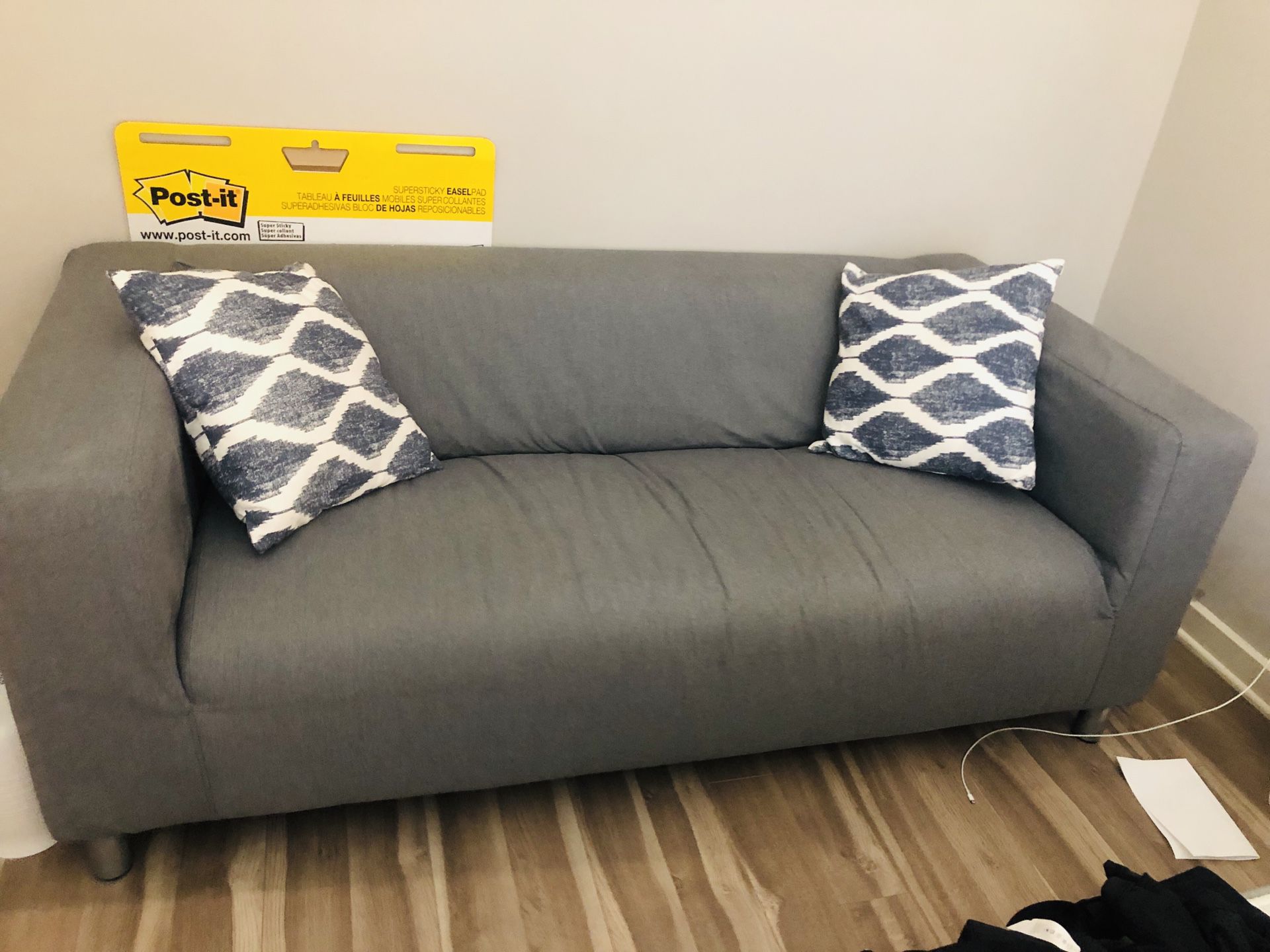 SELLING ASAP - Comfy, Chic Couch