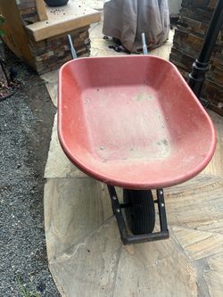 Light Duty Wheelbarrow Plastic/Poly Bucket 4 cu ft
