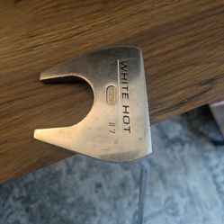 Odyssey White Hot XG #7 Steel Putter