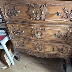 Antique Wooden Chest Of Drawers