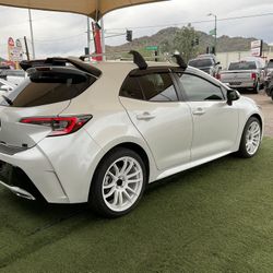 2021 Toyota Corolla Hatchback SE SE 4dr Hatchback 6M