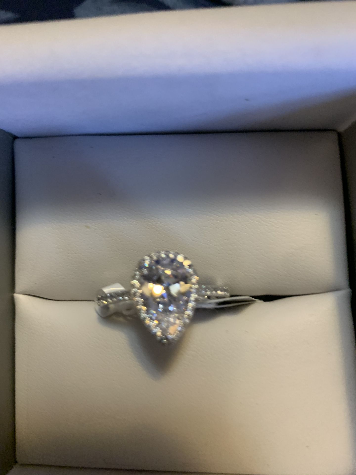 Cubic sale saccone rings