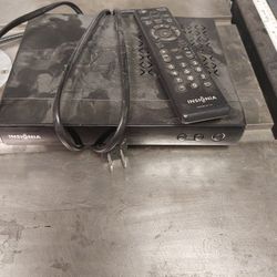Insignia DTV Digital to Analog Converter