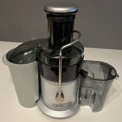 Breville Juice Fountain Plus, JE95XL - Lightly Used, All Parts Included
