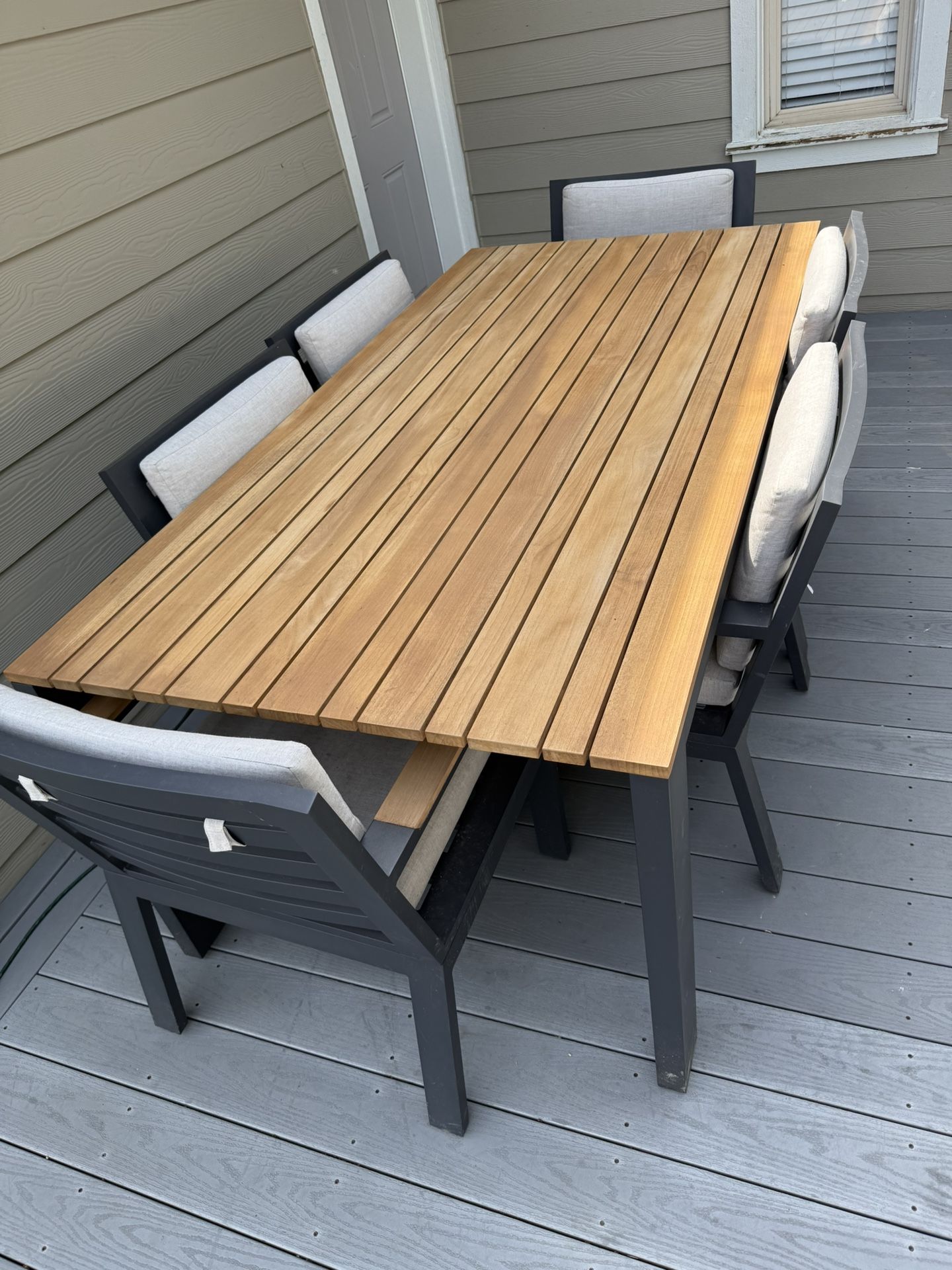 Outdoor Dining Set