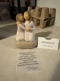 NEW IN BOX. WILLOW TREE SISTER MINE 