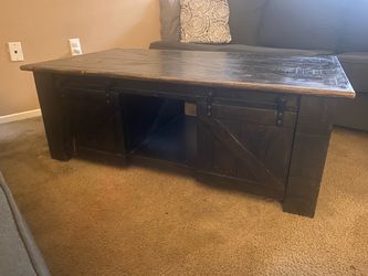 Coffee table with storage
