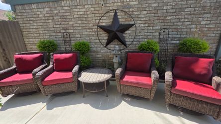 (5) Piece Hampton Bay Wicker Patio Furniture Set