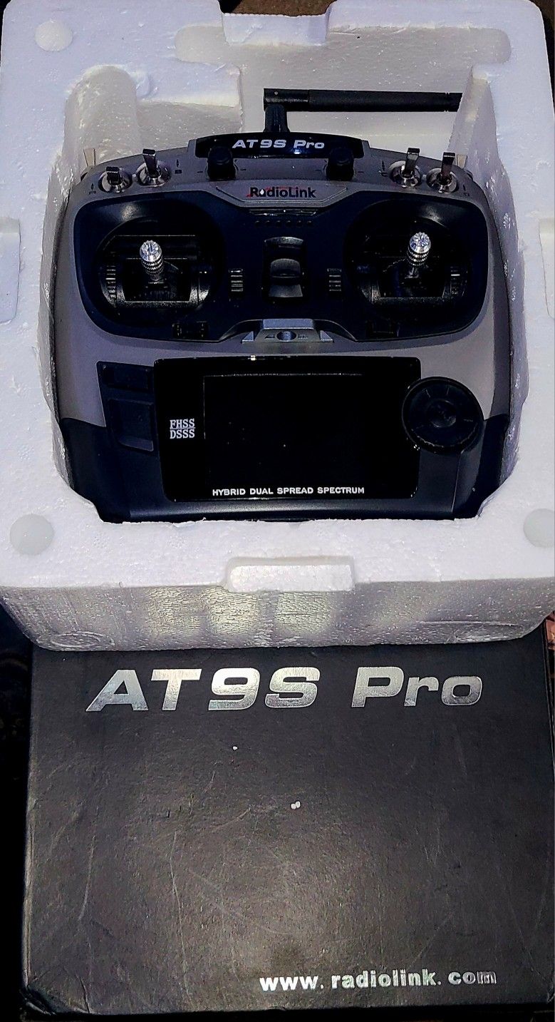 AT9S Pro. Radiolink, Like New!!
