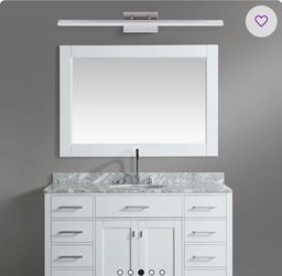 Bathroom light fixture