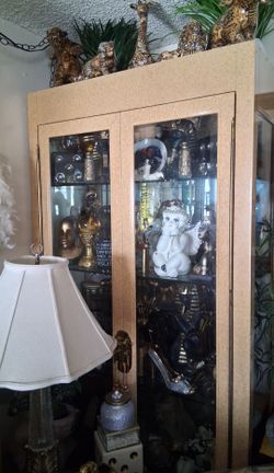 SOLID MARBLE CURIO CABINET