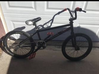 DK BMX 20” EXCELLENT CONDITION  “WE’VE MADE IT INCREDIBLY EASY AND CONVENIENT FOR YOU TO PURCHASE THIS BIKE” WE ACCEPT  CASH  CREDIT CARD  APPLE PAY  