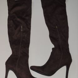 Sofia 8 Womens Brown Knee High Boot Size 5 1/2",Zip Up 4" Heel Pointy Toe, New