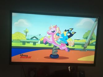 RCA flat screen TV 48 inch