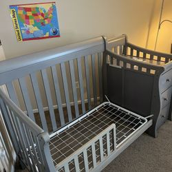 Baby Crib W/attached Changing Table