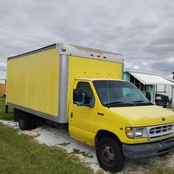 98 Ford Cargo Truck 
