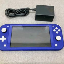 Nintendo Switch Lite & 8 Games!