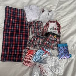 Barbie/doll Clothes . Robe, Vest ,2 Shirts , Skirts 