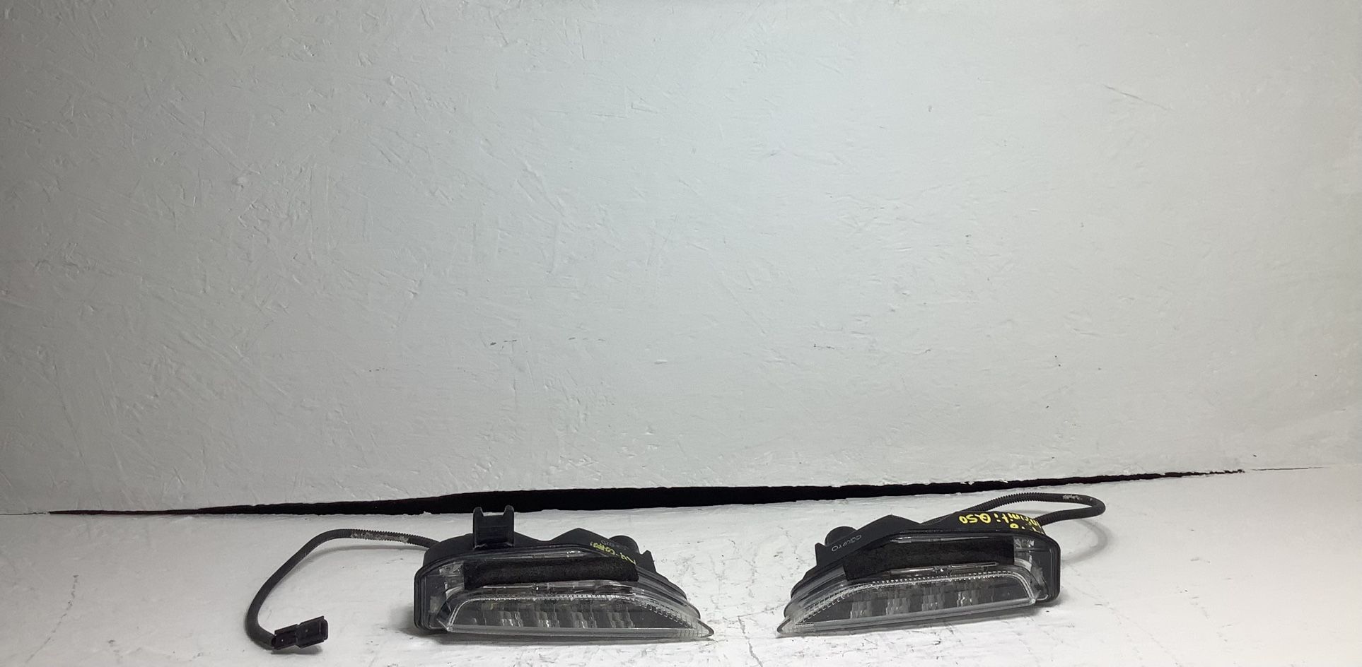 2014 2018 Infiniti Q50 right & left fog lights (1B)