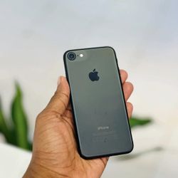 iPhone 7 Unlocked With Warranty 