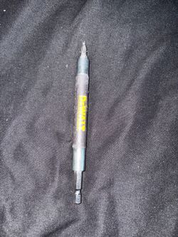 DEWALT Magnetic Screwdriver Bit Holder