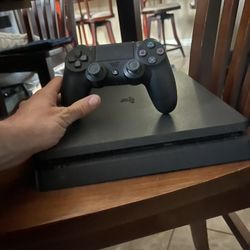 PS4 Two Controllers And games