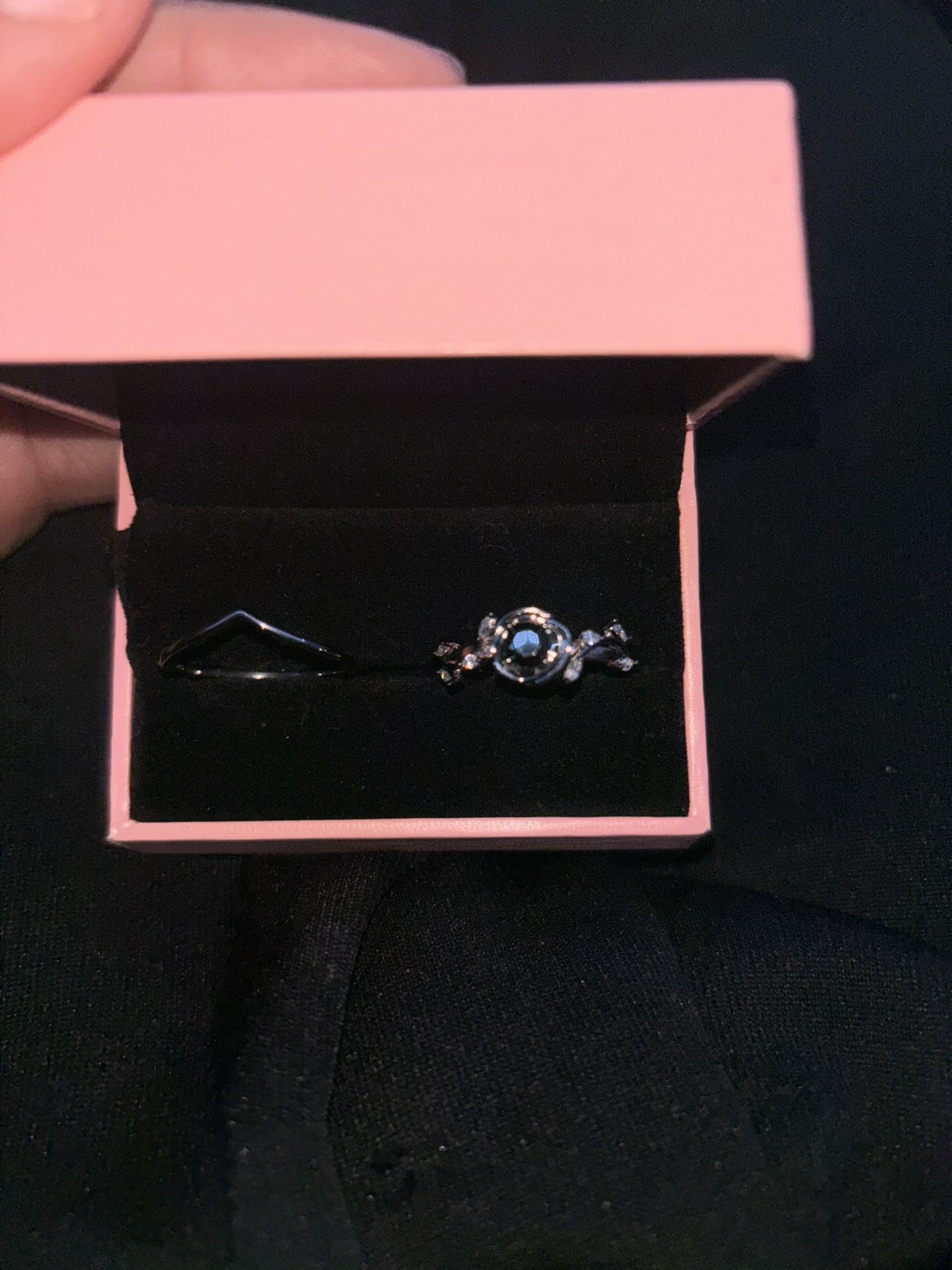 Black diamonds New york Ring Silver/Gold 24k 0.6c Moissanite