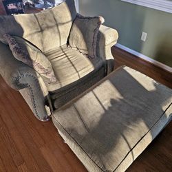 Victorian Style Loveseat/Chair Furniture with Ottoman