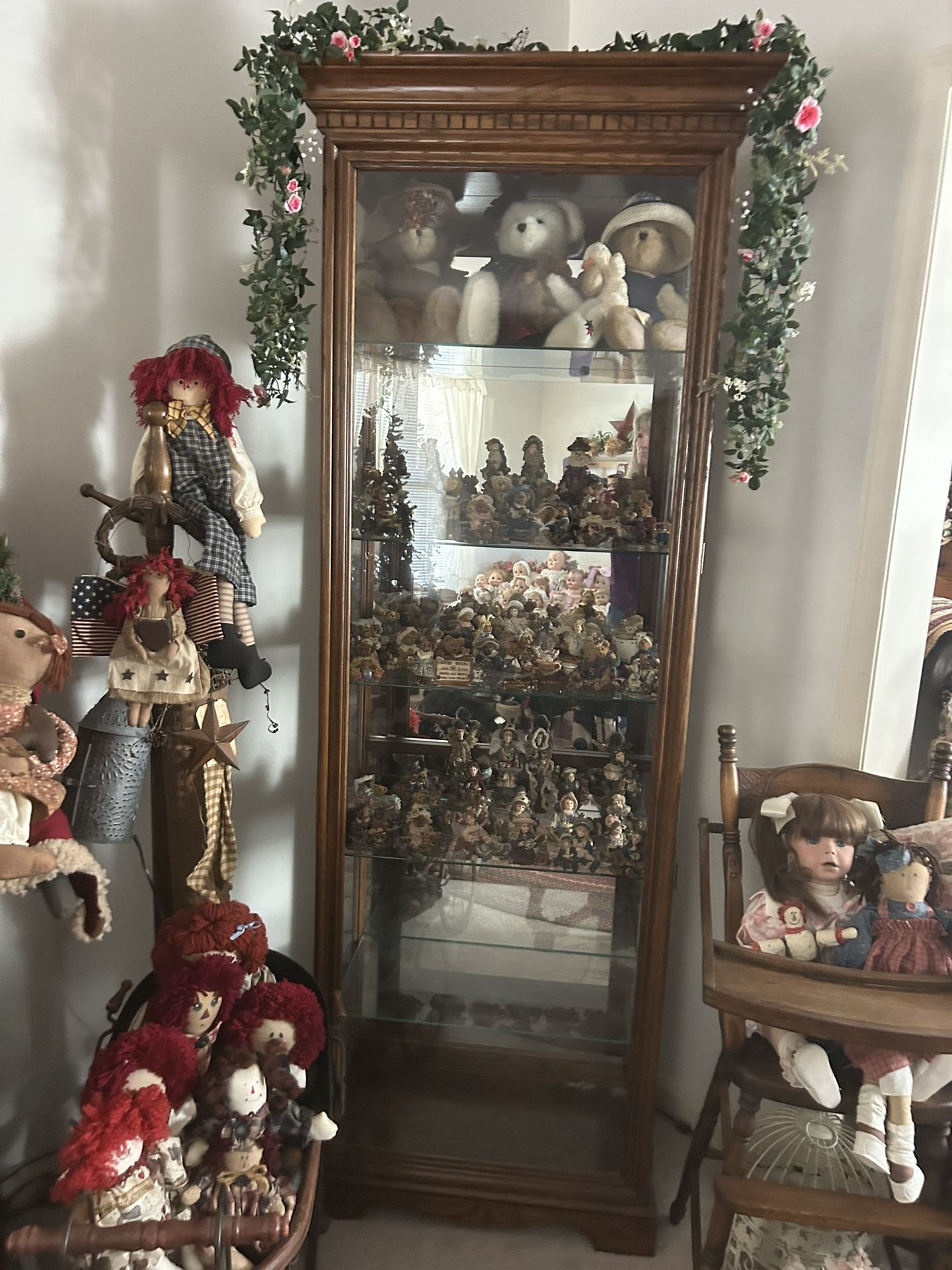 Excellent Condition China Closet w/glass shelves, mirror back