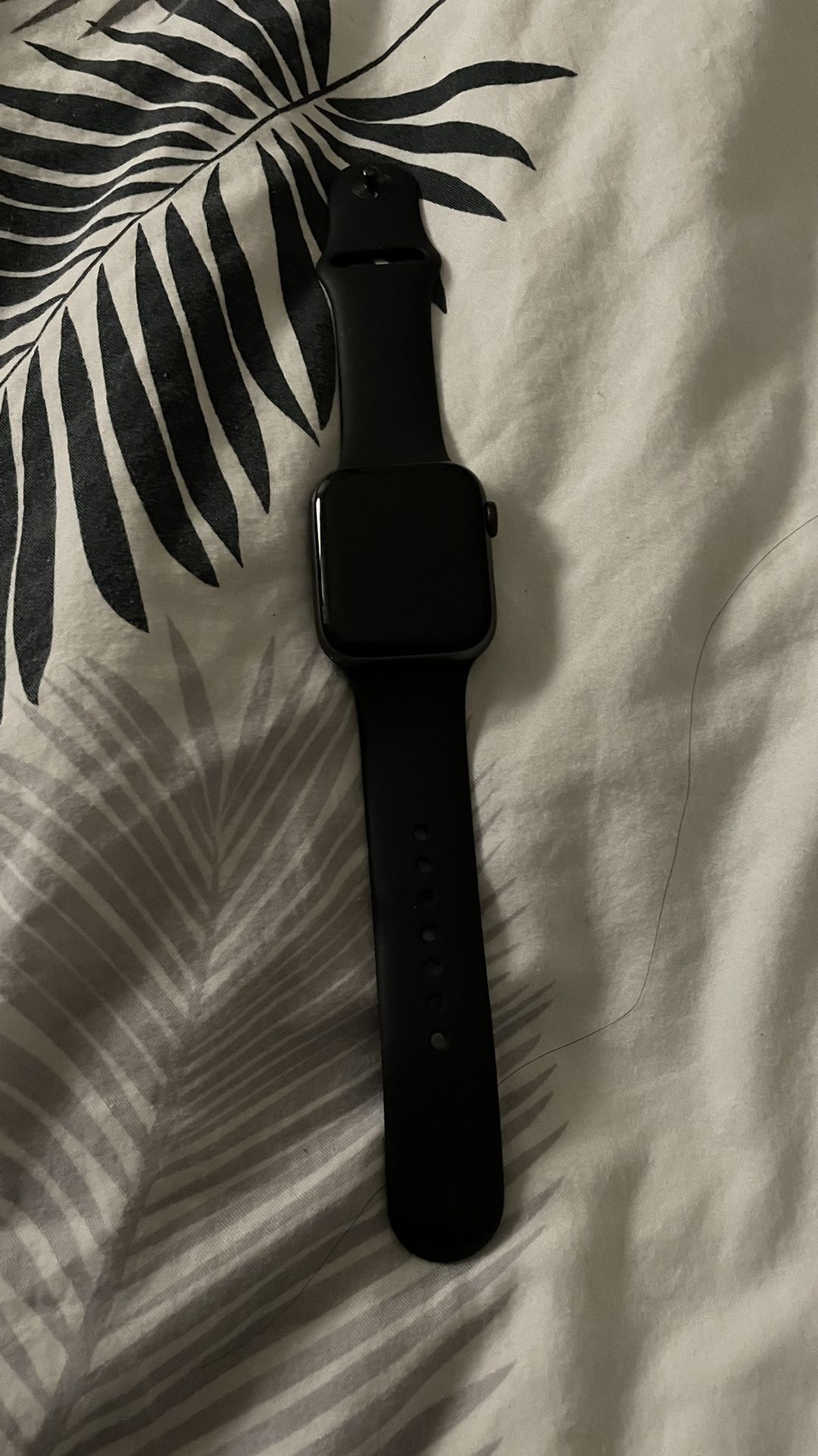Apple Watch Series 4 ,44mm GPS + Cellular