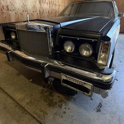 Lincoln Continental