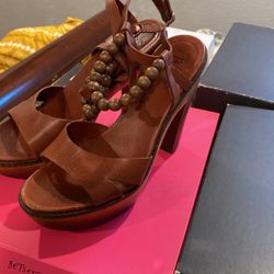 Ugh Platforms Size 10