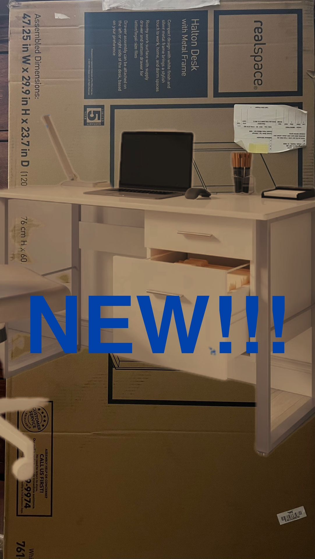 Desk realspace Halton 47.25 in W x 29.9 in H x 23.7 in D
