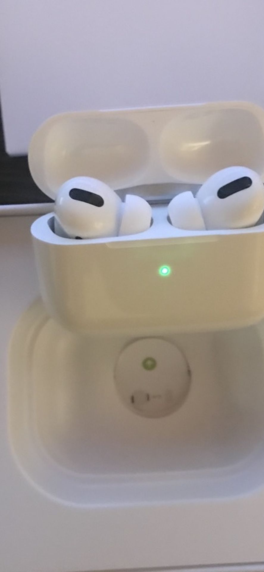 AirPods Pros