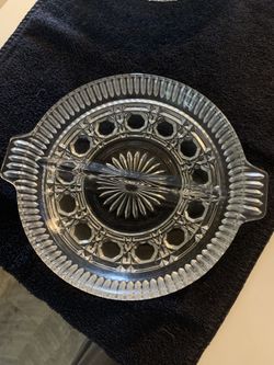 8-1/2” divided clear glass relish dish