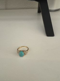 Size 7, 18kt Gold Ring With Diamonds 
