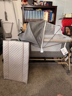 Baby Bassinets Bedside Sleeper 5 in 1,Bedside Bassinet for Baby with Mattress,Diaper changer, Storage Layer,Mosquito Net,7-level adjustable height , o