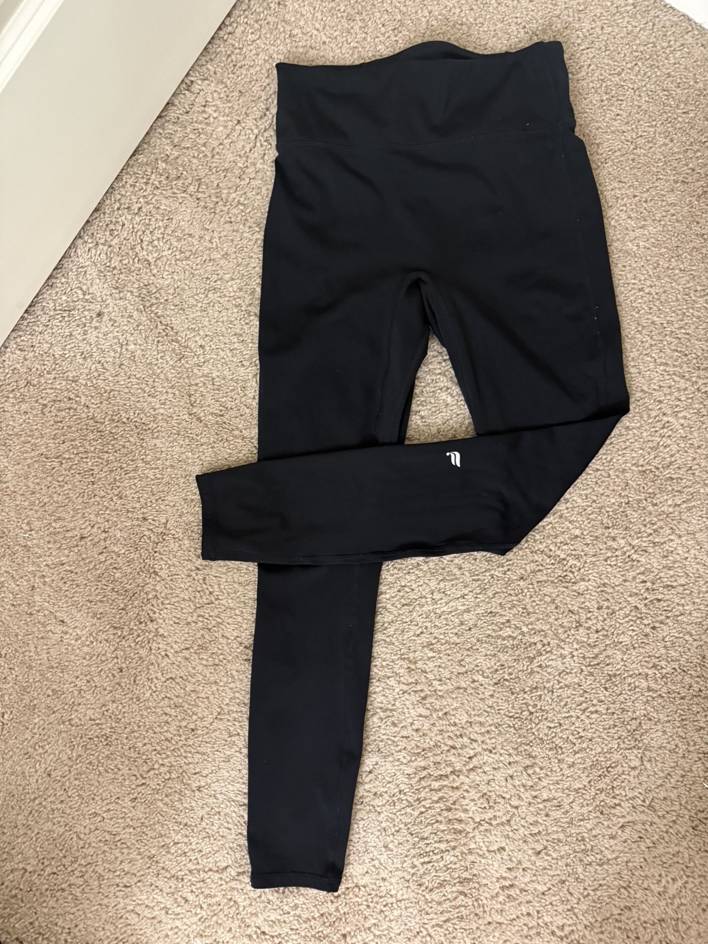 Black Fabletics Leggings