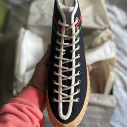 Gucci Sneakers 100% Original 