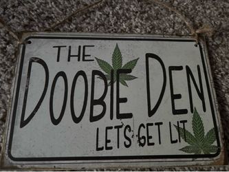 Weed sign