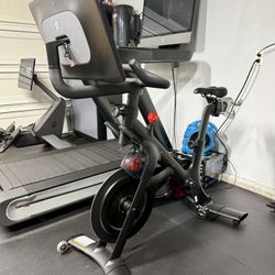 Peloton Bike+