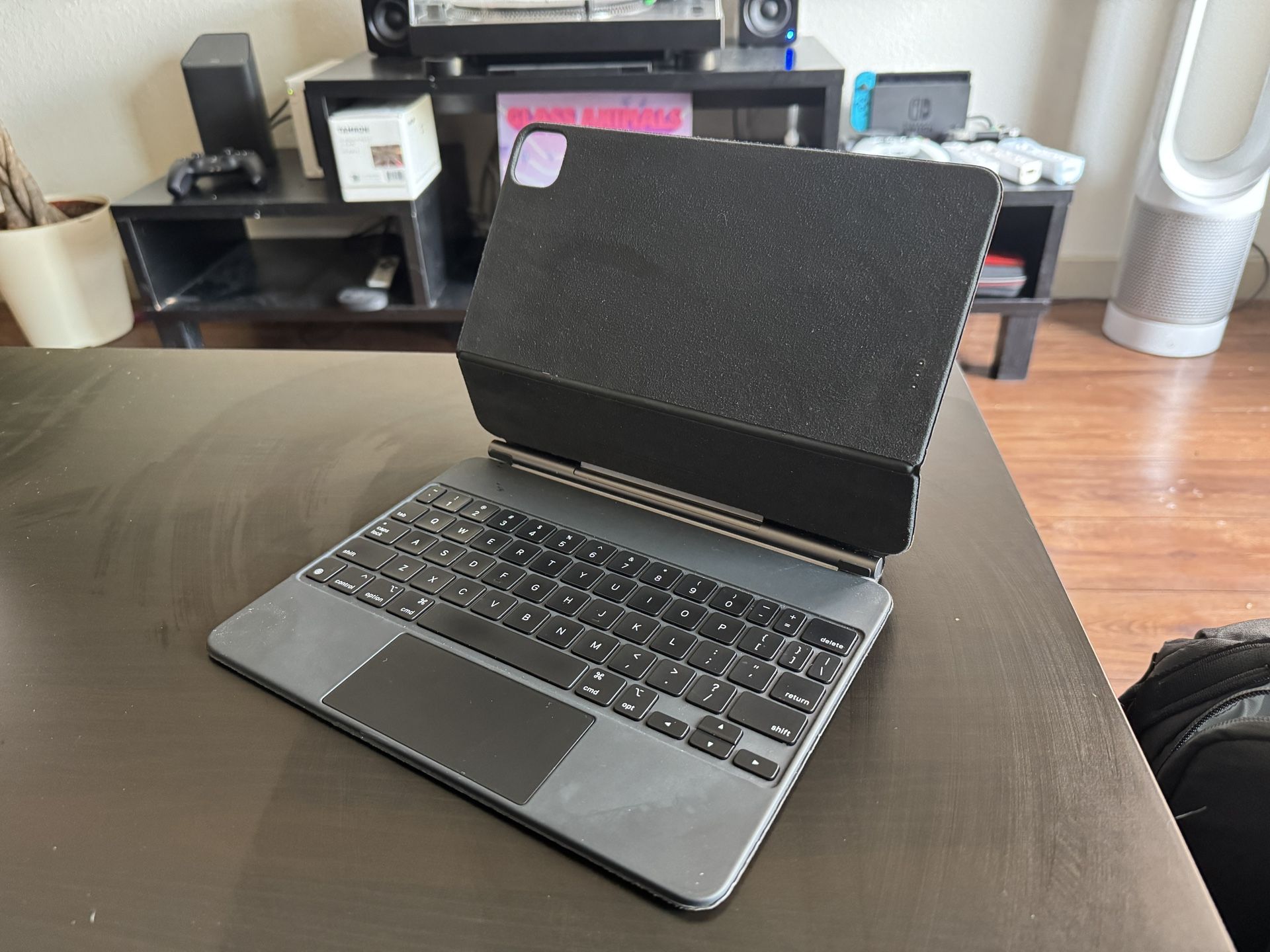 Apple Magic Keyboard for iPad Pro 11inch, iPad Air gen 1-5