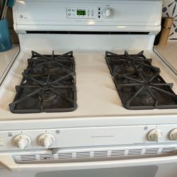 Propane stove/oven GE XL44