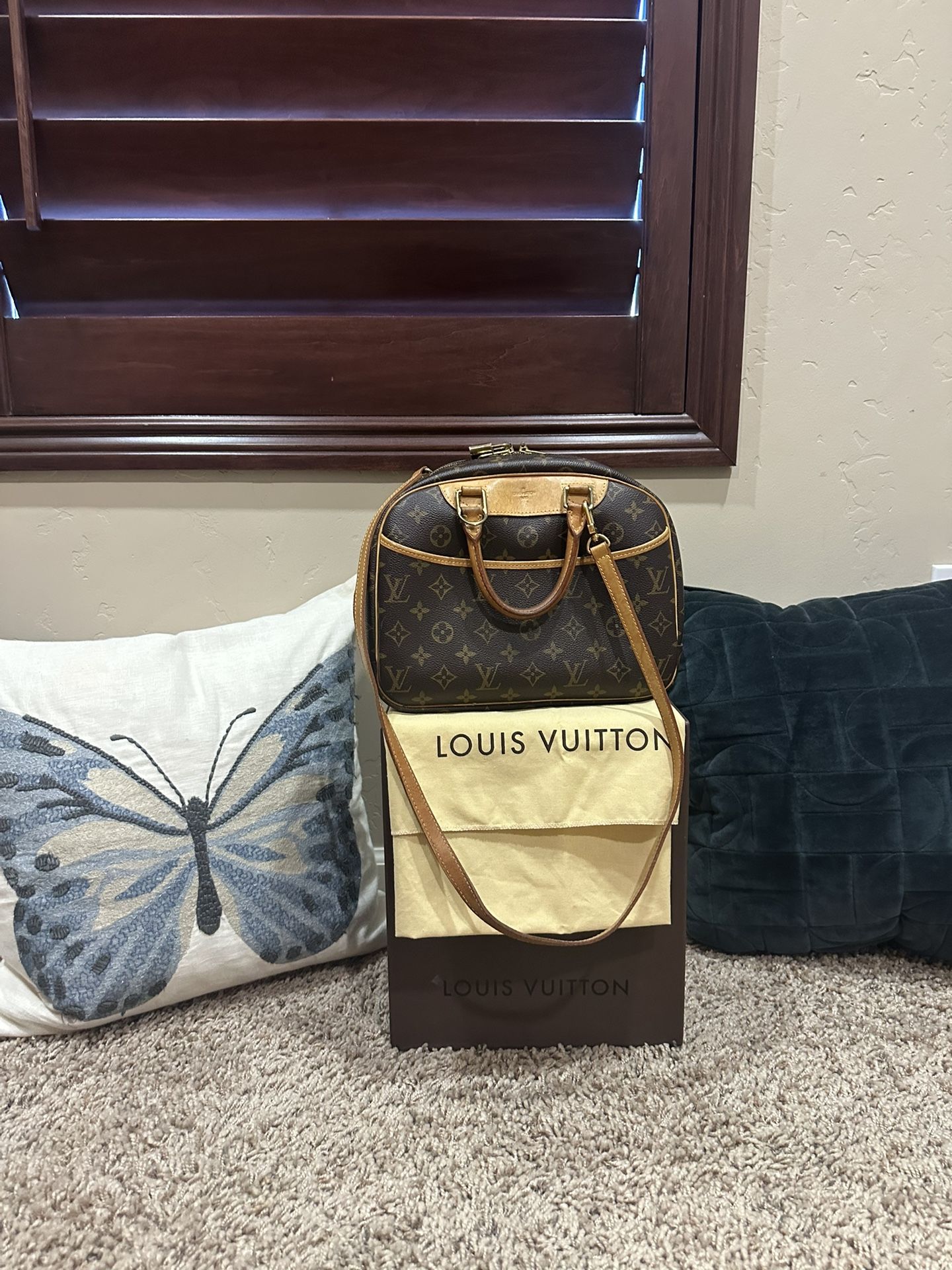 Louis Vuitton Trouville duffle bag collectors