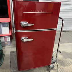 Retro Magic Chef Mini Fridge