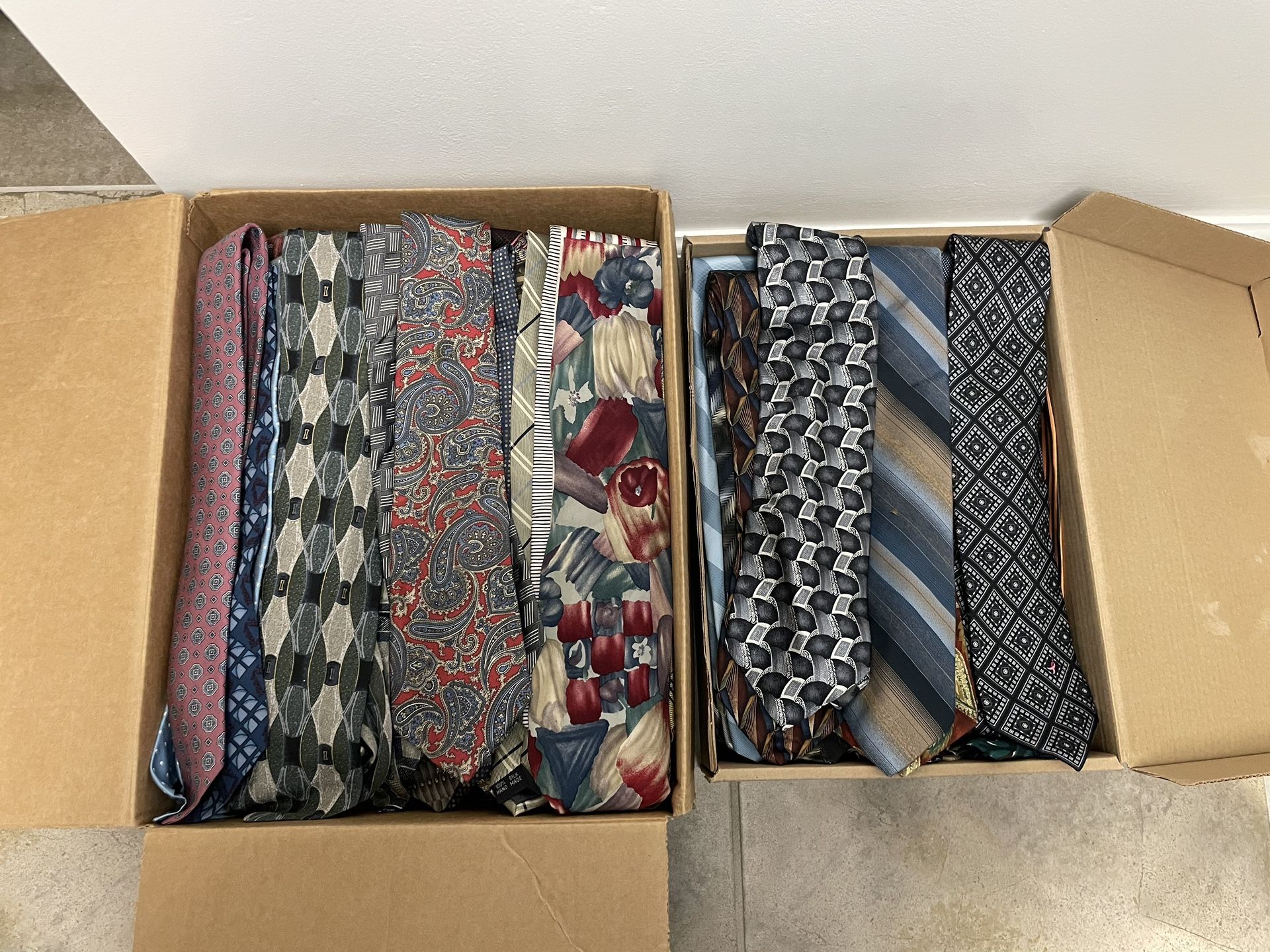 Men’s Ties — HUGE LOT of 88 ties!! 