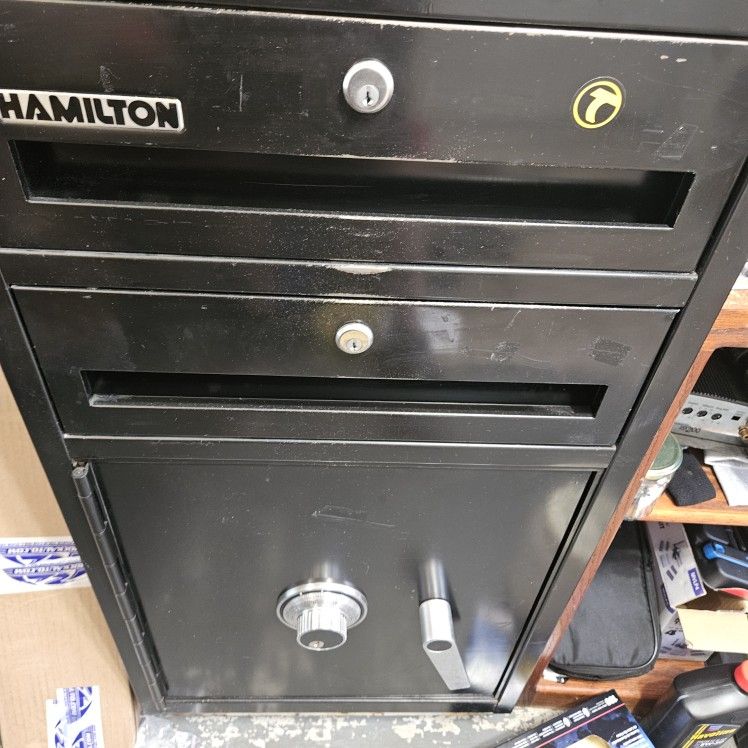 Hamilton Bank Safe
