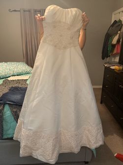 Woman's wedding dress