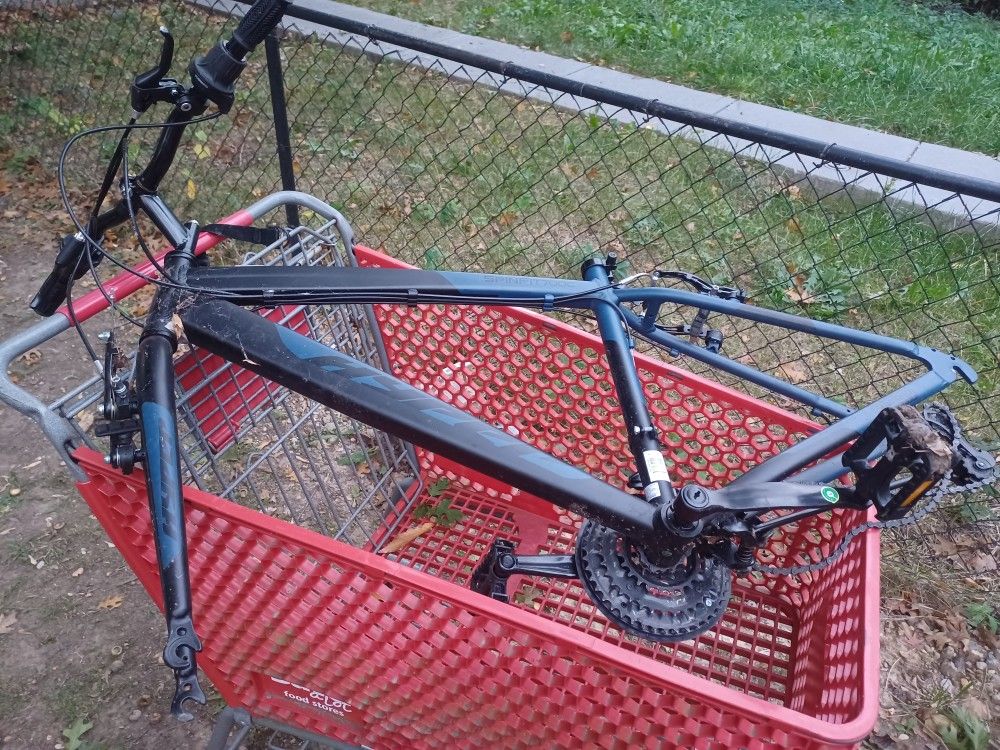 HYPER BRAND 26" ALUMINUM BICYCLE FRAME, 21 SPEED GEARS AND BRAKES $80 FINAL PRICE